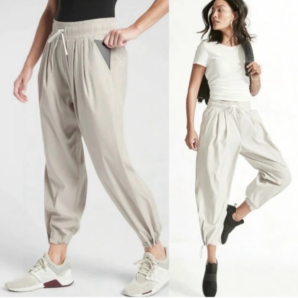 ATHLETA Athleisure Outdoor Hiking Lightweight Casual Yoga Revive Jogger Pants 10